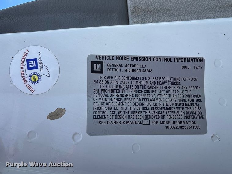 image for item FB3389 2013 GMC Sierra 3500 utility bed pickup truck