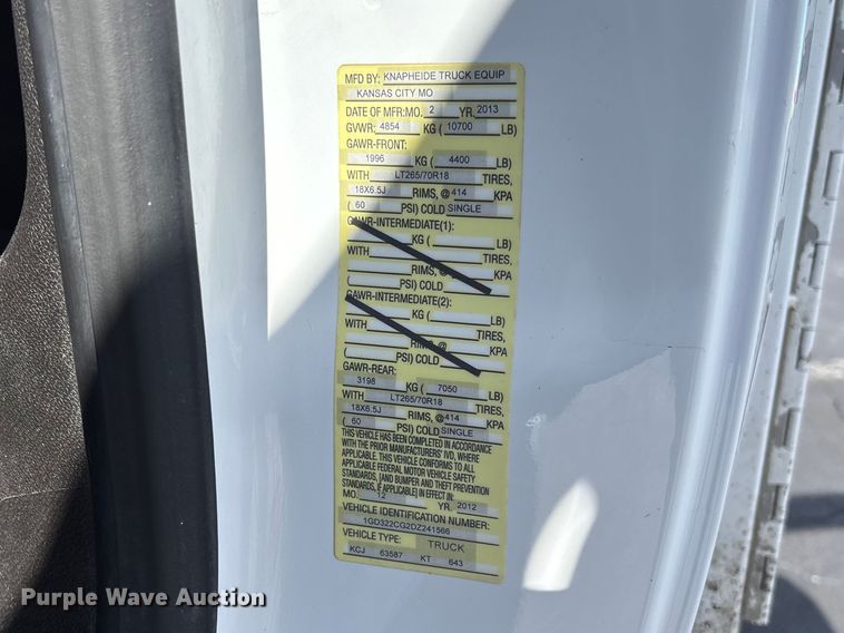 image for item FB3389 2013 GMC Sierra 3500 utility bed pickup truck