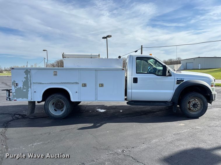 image for item FB3390 2008 Ford F450 Super Duty utility / service truck