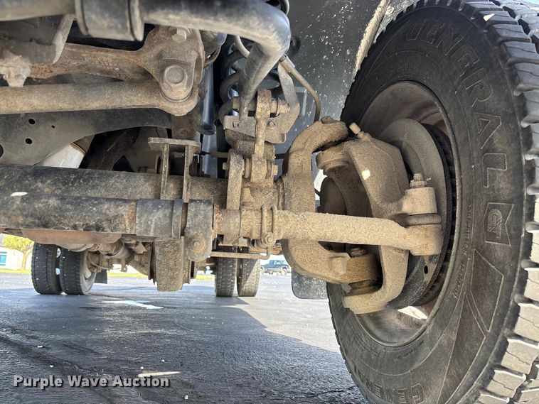 image for item FB3390 2008 Ford F450 Super Duty utility / service truck