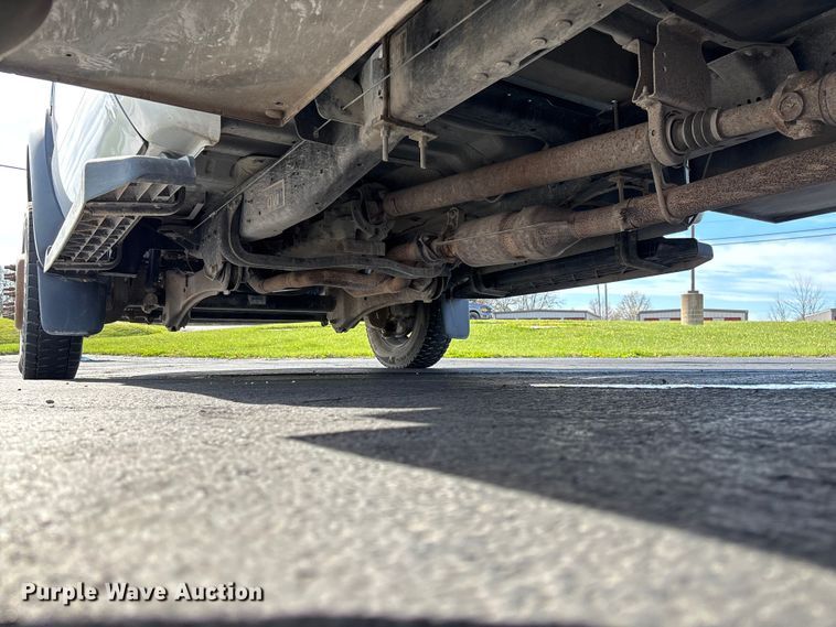 image for item FB3390 2008 Ford F450 Super Duty utility / service truck