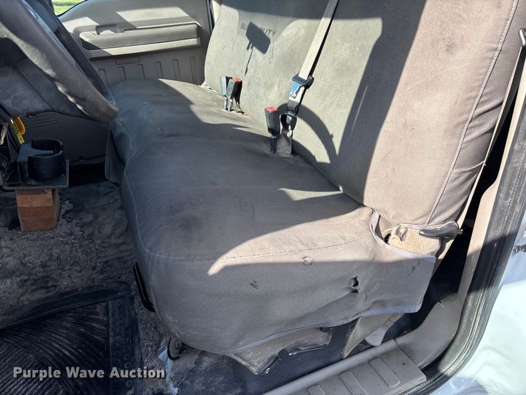 image for item FB3390 2008 Ford F450 Super Duty utility / service truck