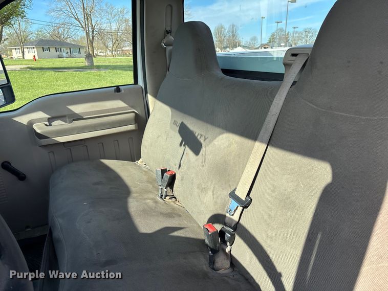 image for item FB3390 2008 Ford F450 Super Duty utility / service truck