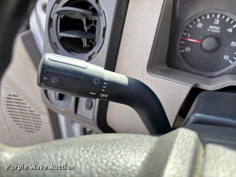 image for item FB3390 2008 Ford F450 Super Duty utility / service truck