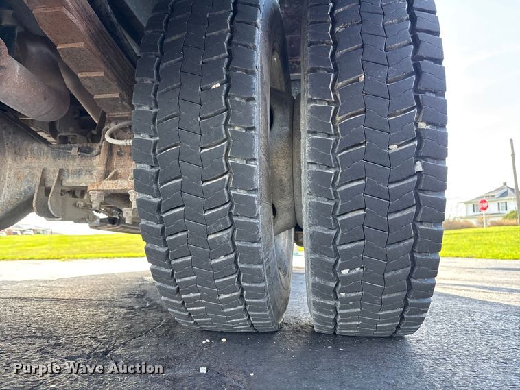 image for item FB3390 2008 Ford F450 Super Duty utility / service truck