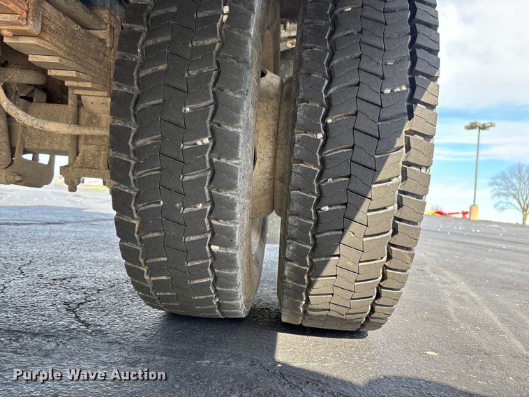 image for item FB3390 2008 Ford F450 Super Duty utility / service truck