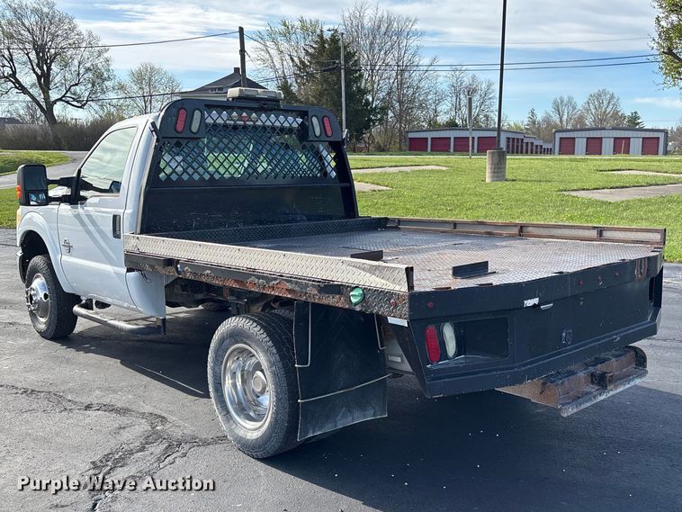 image for item FB3391 2012 Ford F350 Super Duty flatbed pickup truck