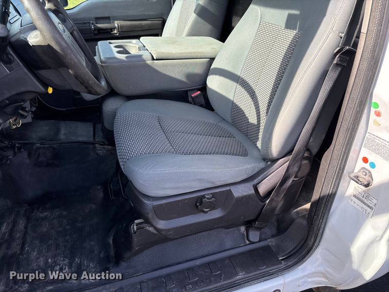 image for item FB3391 2012 Ford F350 Super Duty flatbed pickup truck