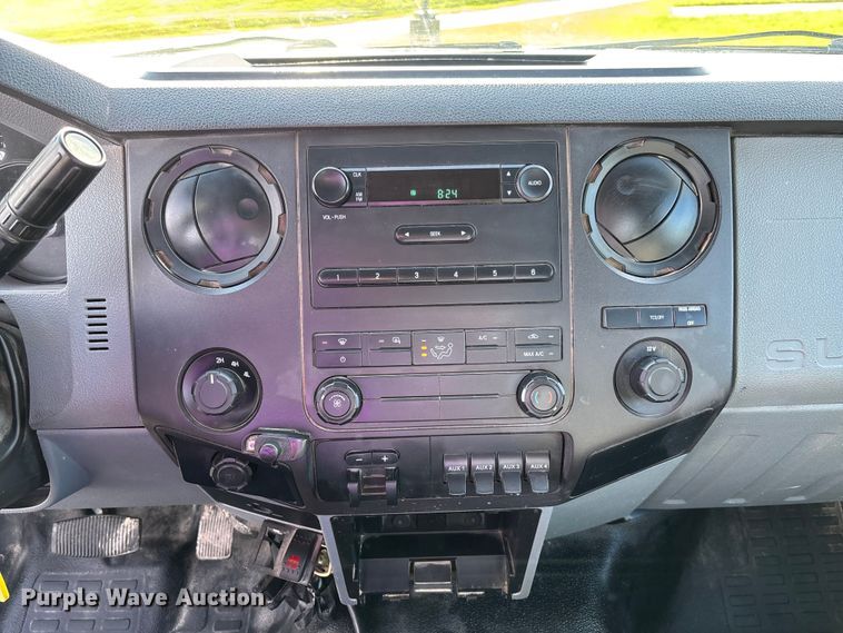 image for item FB3391 2012 Ford F350 Super Duty flatbed pickup truck