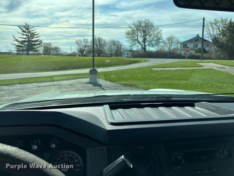 image for item FB3391 2012 Ford F350 Super Duty flatbed pickup truck