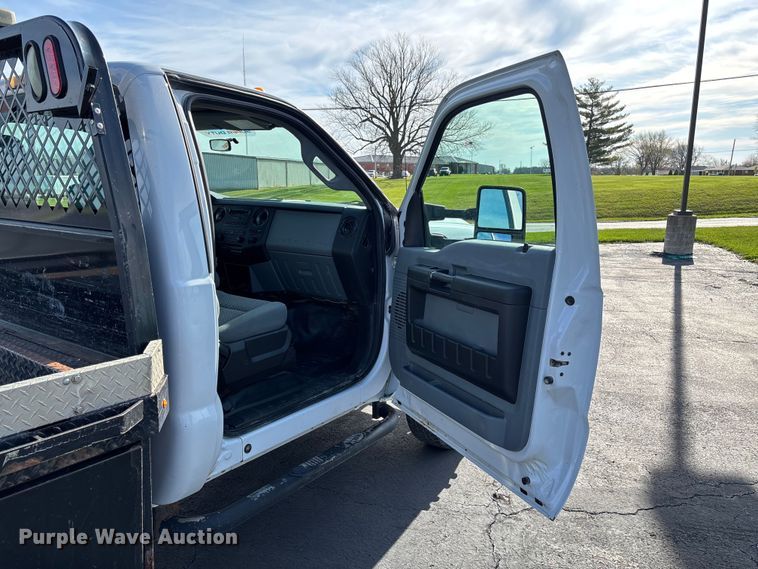 image for item FB3391 2012 Ford F350 Super Duty flatbed pickup truck