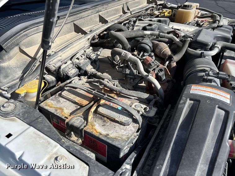 image for item FB3391 2012 Ford F350 Super Duty flatbed pickup truck