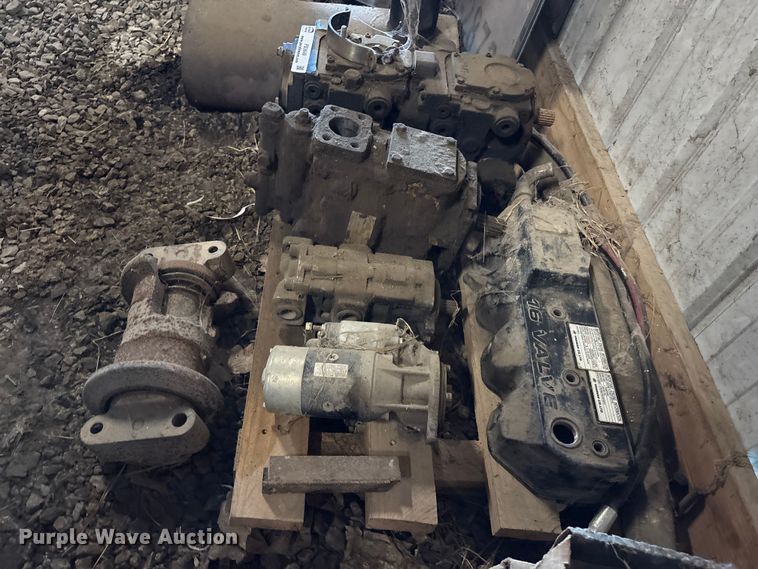 image for item FB3649 TAKEUCHI skid steer parts