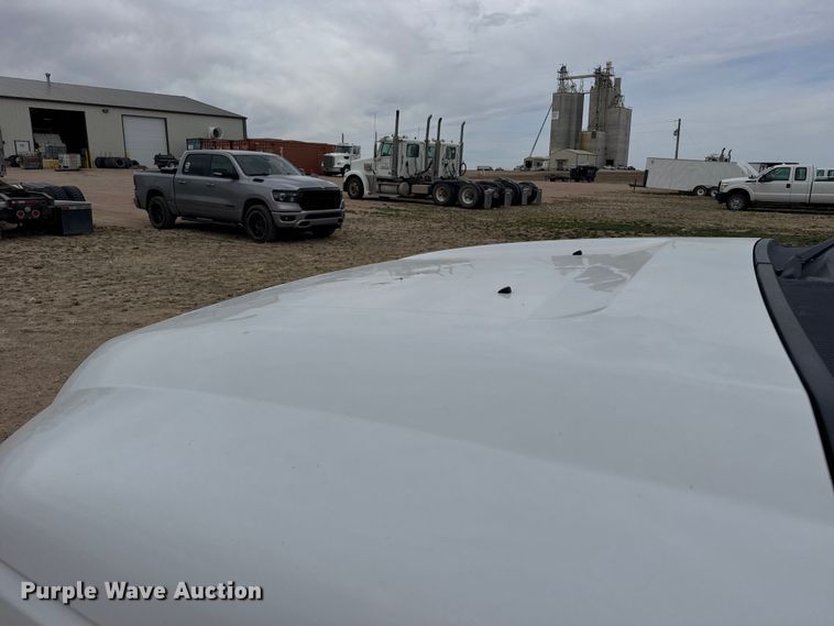 image for item FB7104 2016 Ford F250 Super Duty Ext. Cab pickup truck