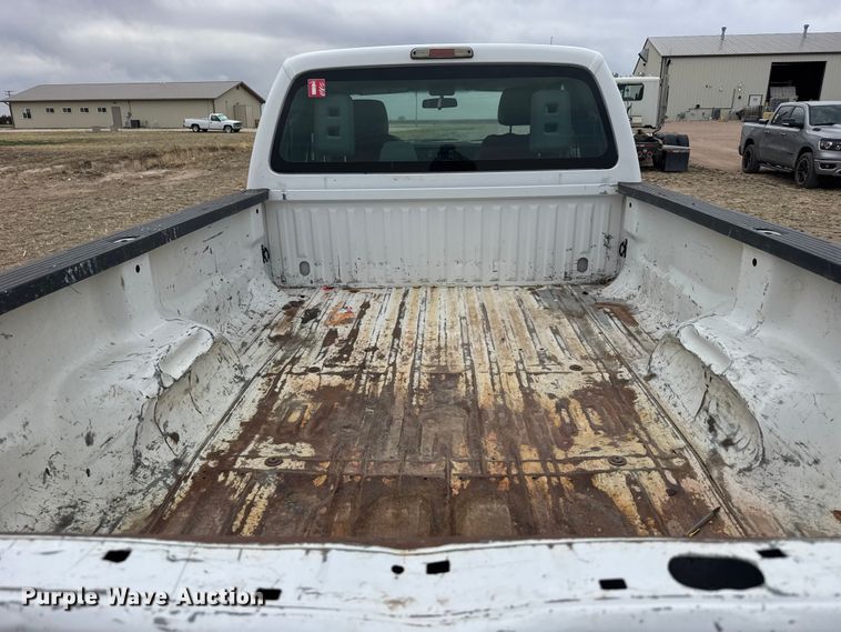 image for item FB7104 2016 Ford F250 Super Duty Ext. Cab pickup truck