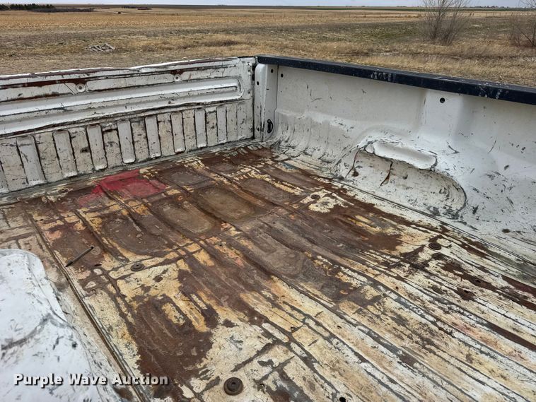 image for item FB7104 2016 Ford F250 Super Duty Ext. Cab pickup truck