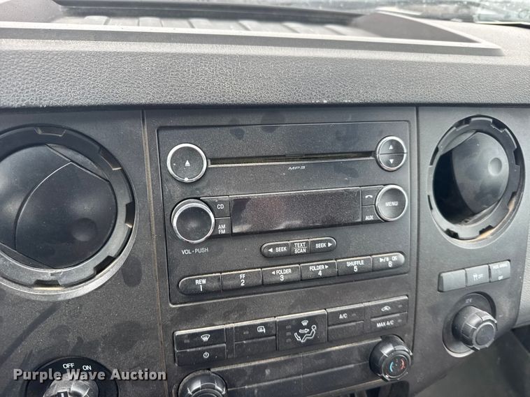 image for item FB7104 2016 Ford F250 Super Duty Ext. Cab pickup truck