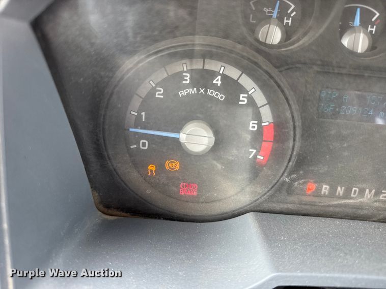 image for item FB7104 2016 Ford F250 Super Duty Ext. Cab pickup truck