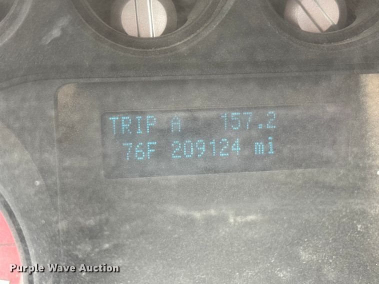 image for item FB7104 2016 Ford F250 Super Duty Ext. Cab pickup truck