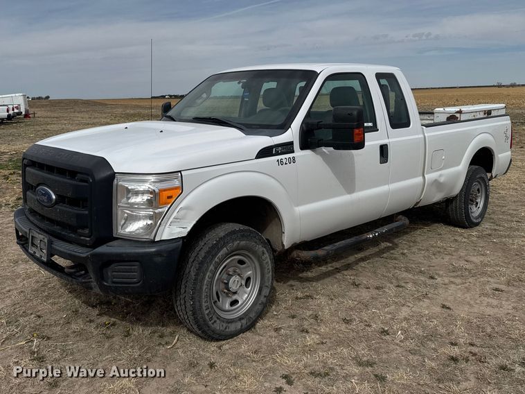 image for item FB7105 2016 Ford F250 Super Duty Ext. Cab pickup truck