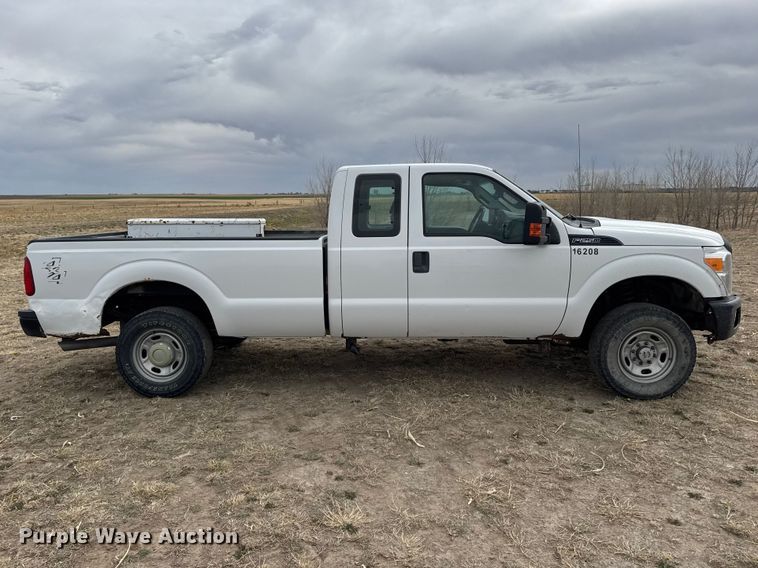 image for item FB7105 2016 Ford F250 Super Duty Ext. Cab pickup truck