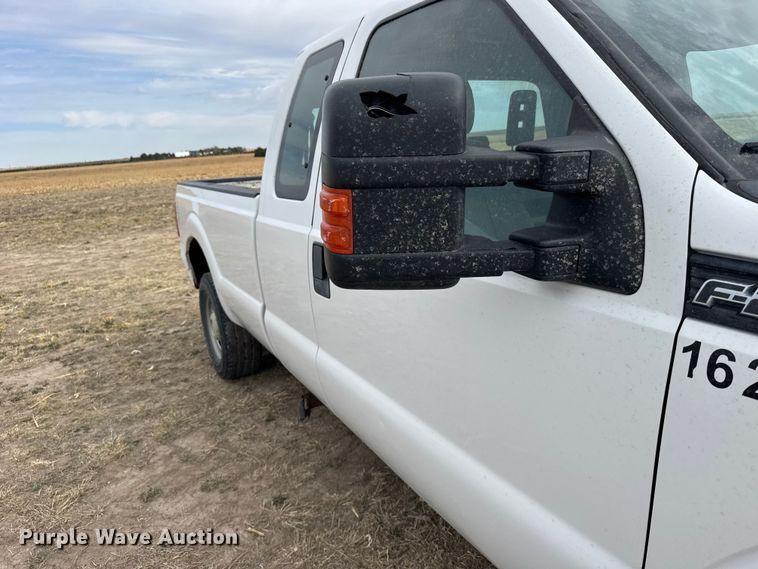image for item FB7105 2016 Ford F250 Super Duty Ext. Cab pickup truck