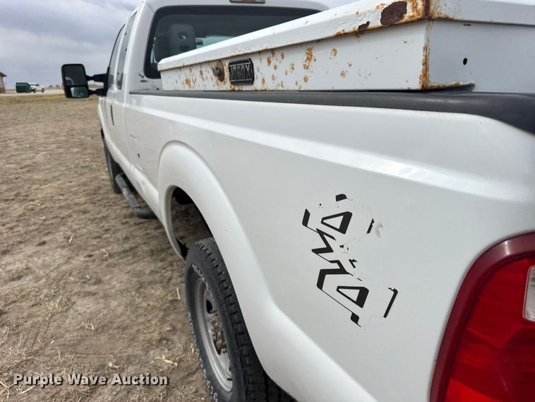 image for item FB7105 2016 Ford F250 Super Duty Ext. Cab pickup truck