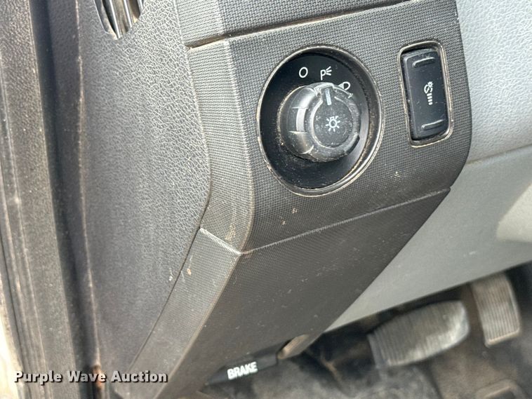 image for item FB7105 2016 Ford F250 Super Duty Ext. Cab pickup truck