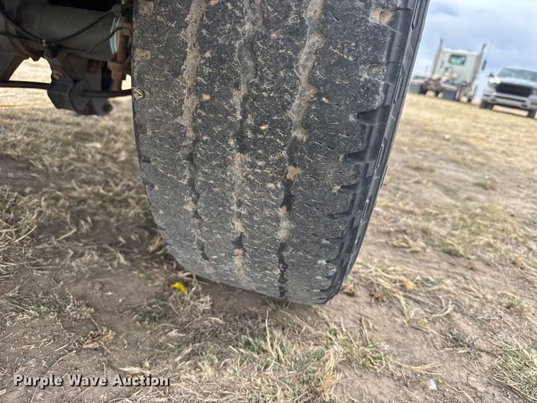 image for item FB7105 2016 Ford F250 Super Duty Ext. Cab pickup truck