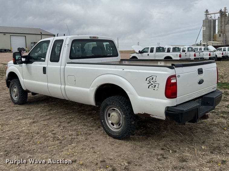 image for item FB7106 2016 Ford F250 Super Duty Ext. Cab pickup truck
