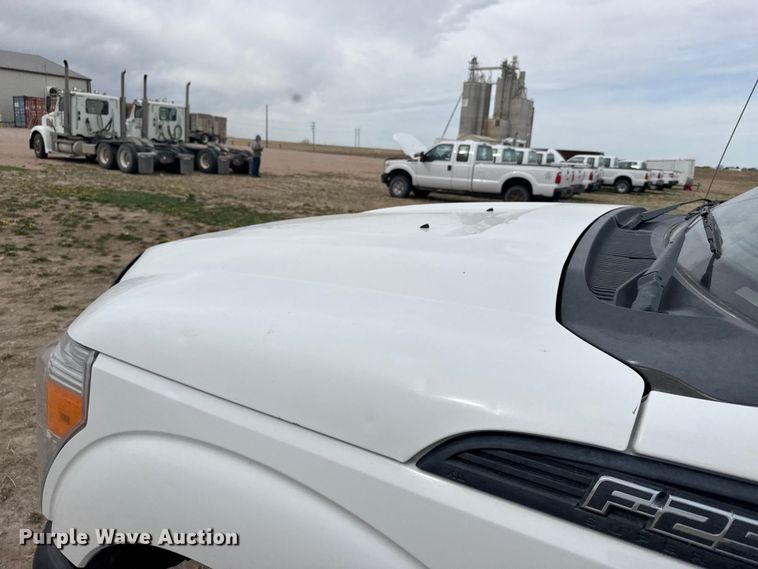 image for item FB7106 2016 Ford F250 Super Duty Ext. Cab pickup truck