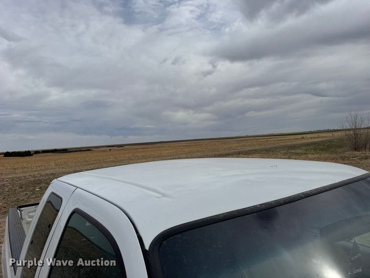 image for item FB7106 2016 Ford F250 Super Duty Ext. Cab pickup truck