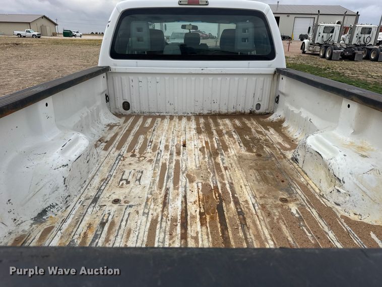 image for item FB7106 2016 Ford F250 Super Duty Ext. Cab pickup truck