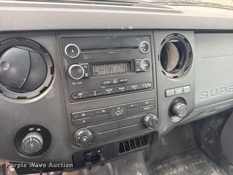 image for item FB7106 2016 Ford F250 Super Duty Ext. Cab pickup truck