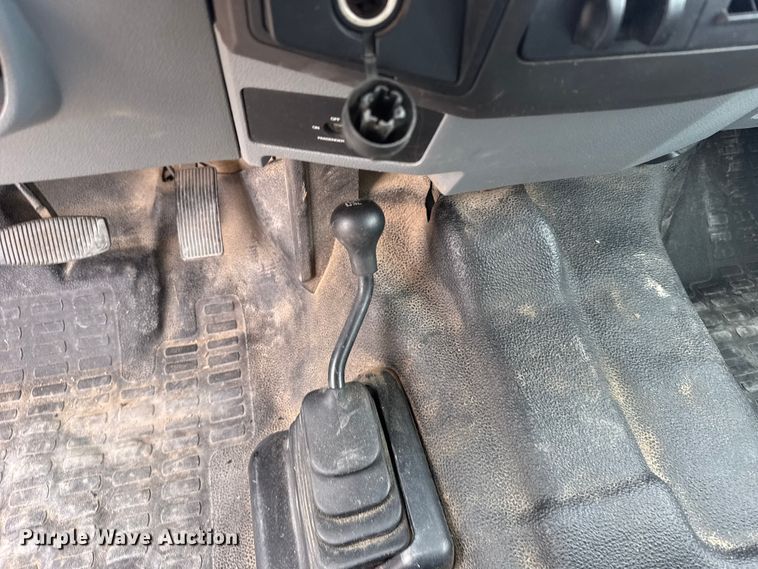 image for item FB7106 2016 Ford F250 Super Duty Ext. Cab pickup truck