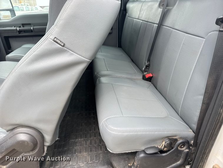 image for item FB7106 2016 Ford F250 Super Duty Ext. Cab pickup truck