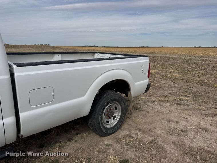 image for item FB7108 2016 Ford F250 Super Duty Ext. Cab pickup truck