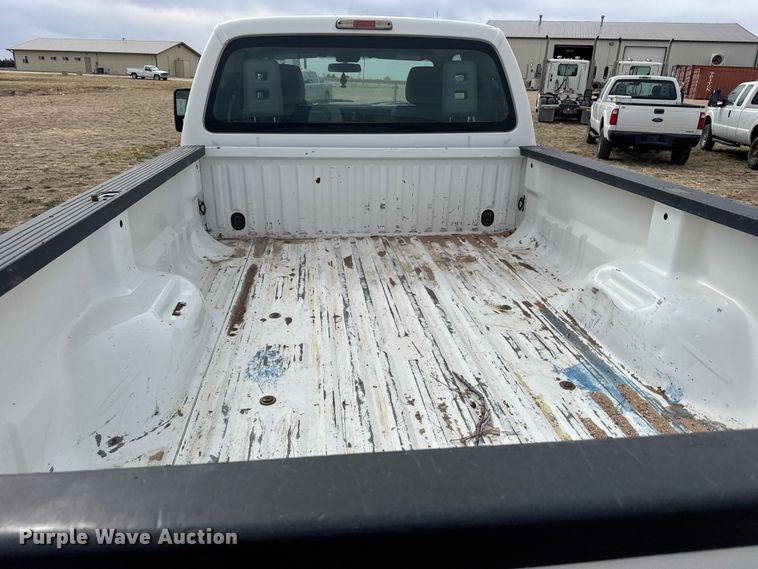 image for item FB7108 2016 Ford F250 Super Duty Ext. Cab pickup truck