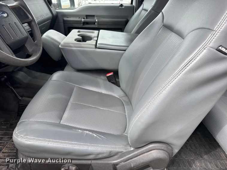 image for item FB7108 2016 Ford F250 Super Duty Ext. Cab pickup truck