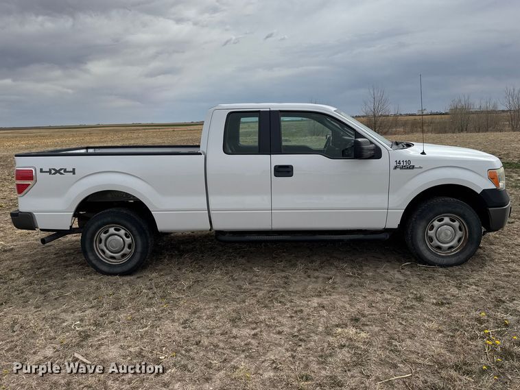 image for item FB7109 2014 Ford F150 Ext. Cab pickup truck