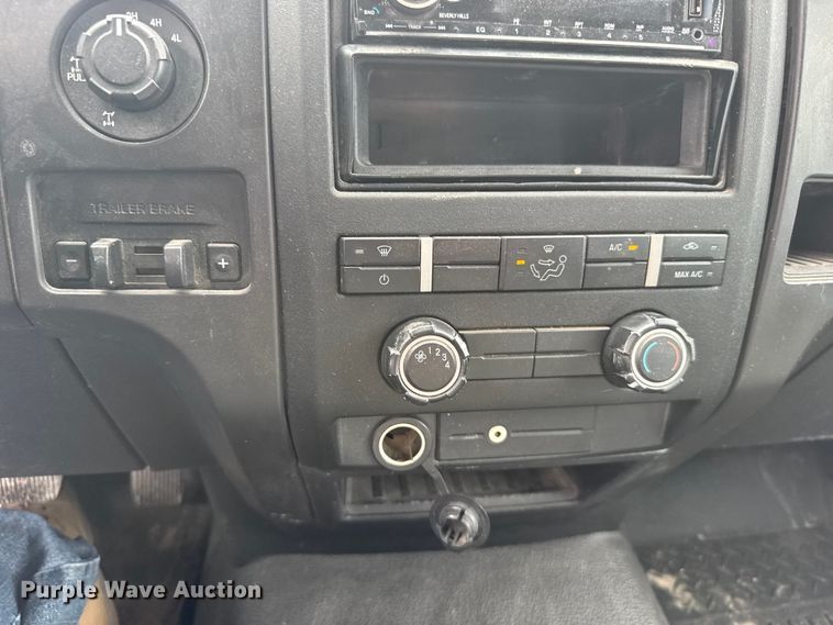 image for item FB7109 2014 Ford F150 Ext. Cab pickup truck