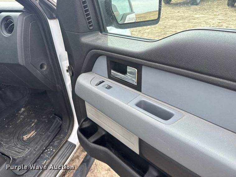 image for item FB7109 2014 Ford F150 Ext. Cab pickup truck