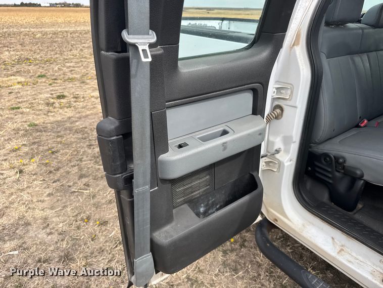 image for item FB7109 2014 Ford F150 Ext. Cab pickup truck