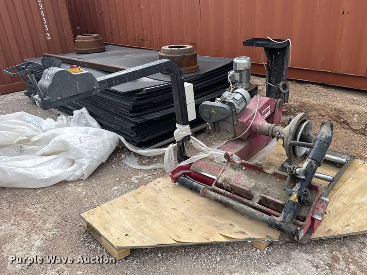 image for item FB7110 2014 Coats CHD-4730 Semi tire changer