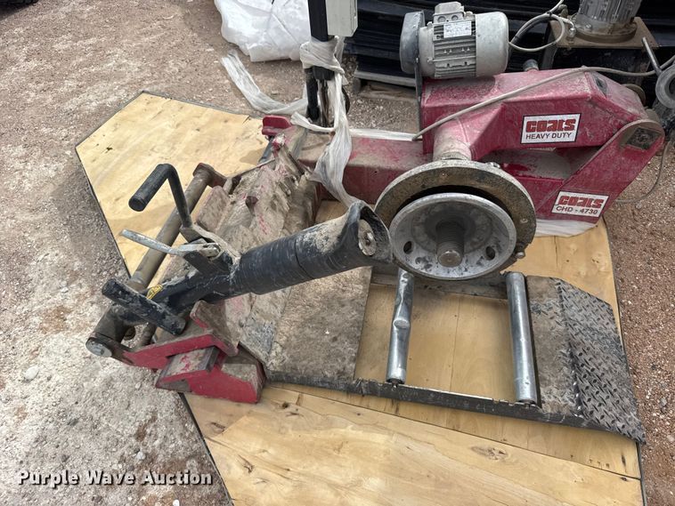 image for item FB7110 2014 Coats CHD-4730 Semi tire changer