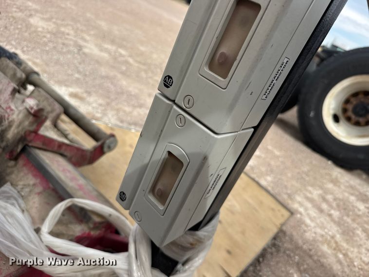 image for item FB7110 2014 Coats CHD-4730 Semi tire changer