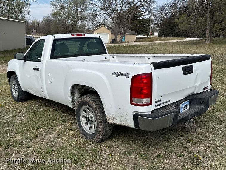 image for item FB7137 2010 GMC Sierra 1500 pickup truck