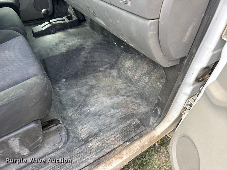 image for item FB7137 2010 GMC Sierra 1500 pickup truck