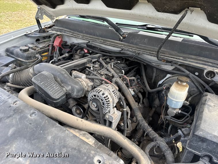 image for item FB7137 2010 GMC Sierra 1500 pickup truck
