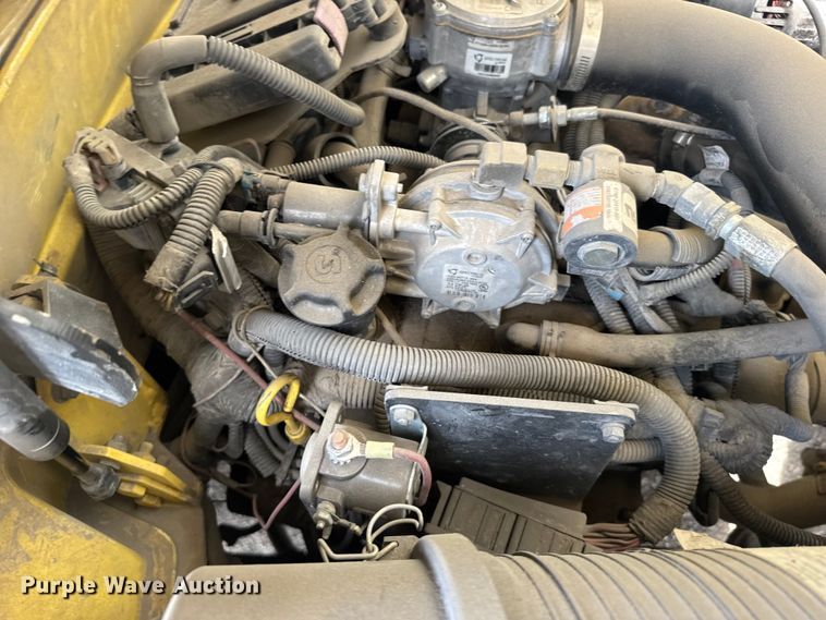 image for item FB7144 2005 Hyster 90 forklift